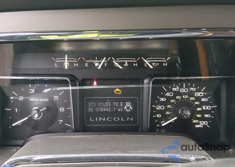 2014 Lincoln Navigator L z USA, uszkodzony, nr VIN 5LMJJ3J59EEL06534